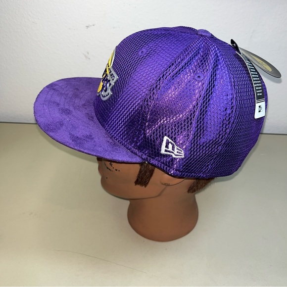 New rare LAKERS official on court collection HAT NBA size 7 5/8 NEW ERA 59fifty - Picture 8 of 10